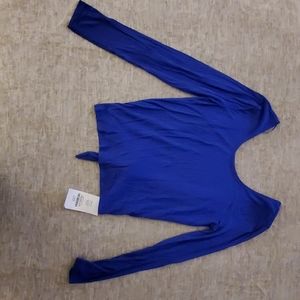 Open back long sleeve yoga top